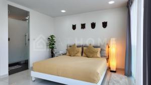 Club Royal Condominium