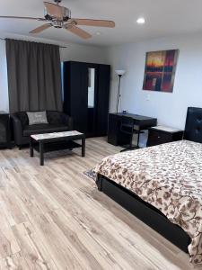 Adorable Guesthouse with pool by Universal Studios