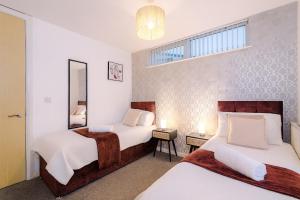 Group Stay, Sleeps 12, 3 bathroom