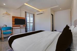 Super Townhouse Skyboat XLO Point