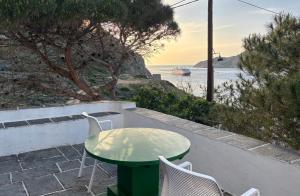 Sifnos Tinas House