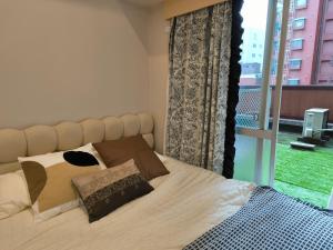 新宿繁华街道-上野池袋渋谷直达-For 2p-新宿Shinjuku徒步10分