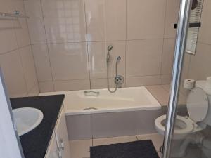 108b Surfside Umdloti