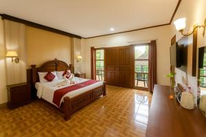 Puri Saron Hotel Madangan - Gianyar