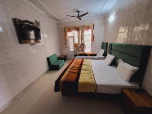 Pratap Resort