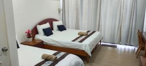 Riverbank Suites Level 8, Sleeps 6