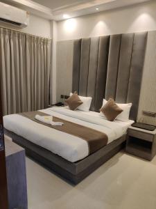 Bliss Hotel Near Rohini Sector 22