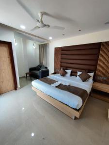 Bliss Hotel Near Rohini Sector 22