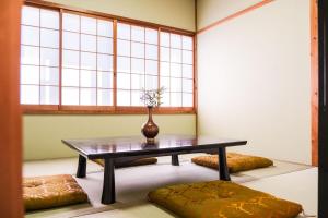 Kyoto Inari Sayaka - Traditional Japanese House Design