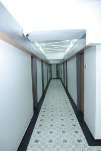 Hotel White House