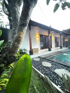 Private villa dengan kolam renang