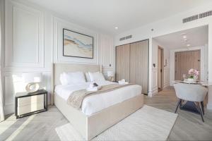 37th Floor & Stunning Burj Khalifa View