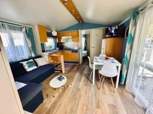 Mobil-Home familial, Piscine et Toboggan aquatique