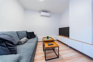 Flexible SelfCheckIns 225 - Zagreb - 1 Bedroom - Centre