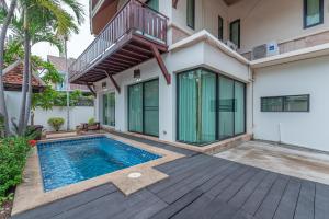 Thai Home 3B Pool villa Near Hollywood