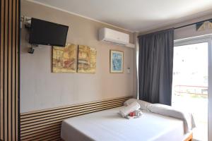 RNET - IR 27-B Studios Roses Costa Brava