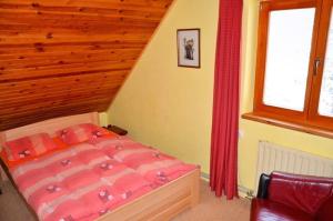 CHATA U LIŠČÍHO POTOKA - CHKO Broumovsko