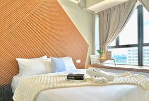 Kings Bay Country Garden Danga Bay