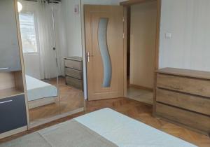 Cozy apartment with balcony and free parking