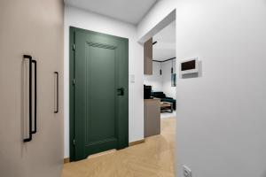 Mokotów Superior Living Apartment by BookingHost