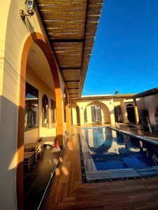 Villa Cách Trung Tâm Làng Chài 80m