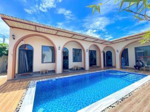 Villa Cách Trung Tâm Làng Chài 80m