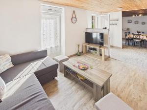 Maison pour 6 proche port, commerces et plages