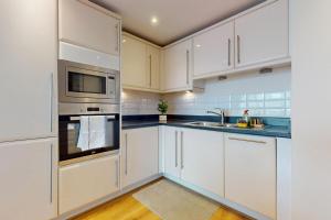 Waterfront Studio near London City Airport