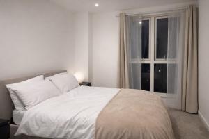 Round The Clock Bookings - Wharf 1ne