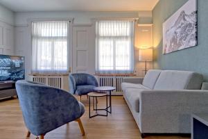 BANK House Suite 303 - GRIWA RENT