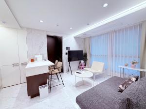 Gangnam 서초 78 2룸 퀸베드 2개 패밀리 스위트 퀸 2 KM House