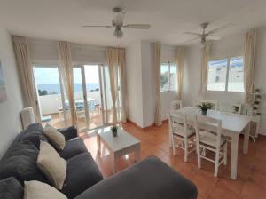 Apartamento en Mojácar Playa con vistas al Mar y Piscina