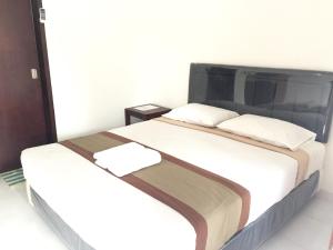 Taman Ratih Guest House