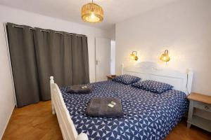 VILLA CONSTANCE - Swimming pool & Parking - sleeps 8