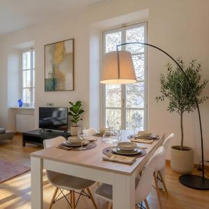 Redifined & Modern Apartment close to Porta Nuova
