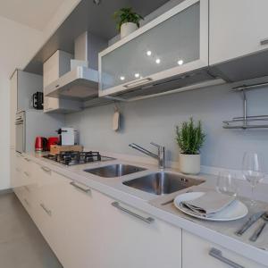 Redifined & Modern Apartment close to Porta Nuova