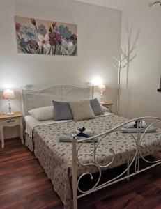 Holiday home Iva with pool