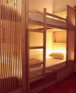 GoSolo Stays Bandra Hostel