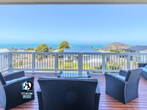 Serenity by the Sea Panoramic Views from The Bluff to The Coorong