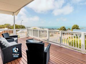 Serenity by the Sea Panoramic Views from The Bluff to The Coorong