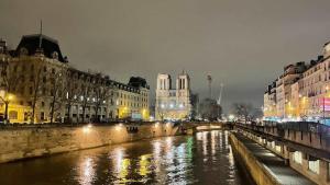 Cozy apartment in the center of Paris 2 bedrooms