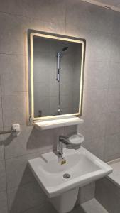 2bedrooms flat with balcony