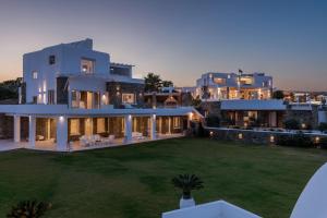 ALEGRIA Estate - 14 Bedrooms option