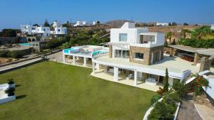 ALEGRIA Estate - 14 Bedrooms option