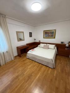 Apartamento céntrico junto a estación de tren y bus