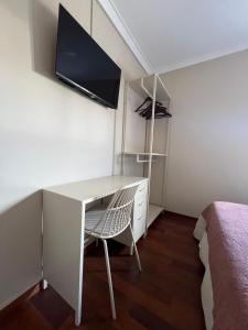 Charming Room in the Heart of Viana Old Town