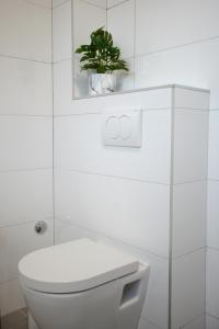 Trogir Kaštela large apartment near the beach