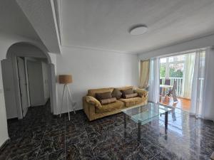 La Gavina, Beachfront Apartment Benidorm