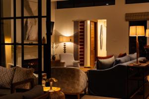 Rubi Ranch Lakehouses