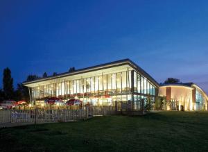 Cosy caravan in Billing Aquadrome